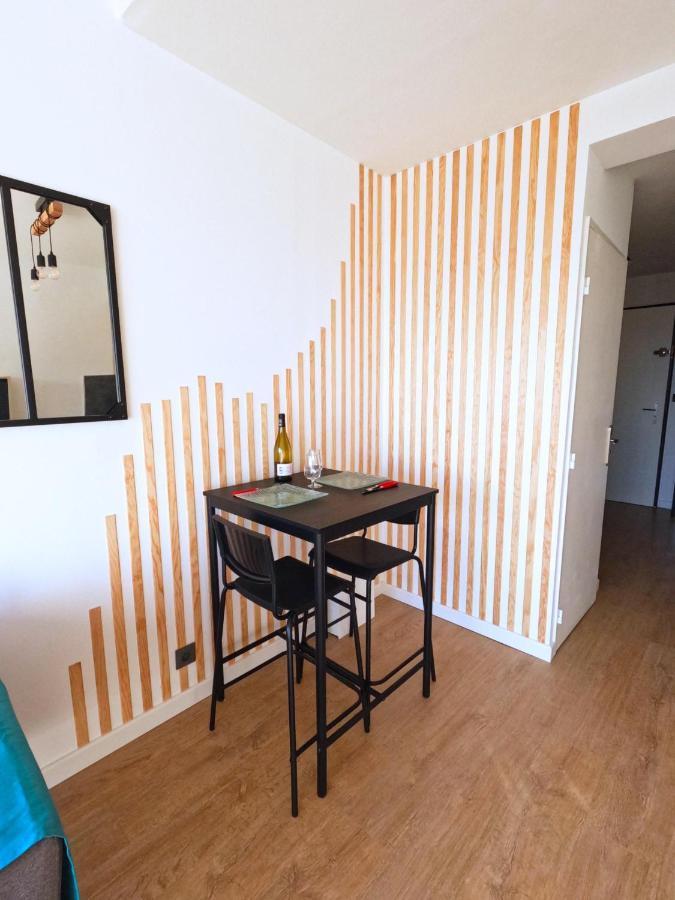 Appartement Hyeres - Costebelle Duplex Vue Mer Balcon Residence Privee Parking - Marie Caroline Zewnętrze zdjęcie